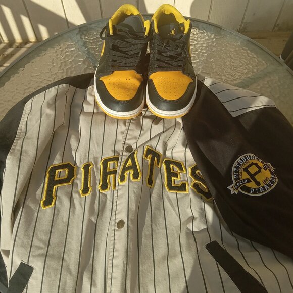 Pittsburgh jacket and black yellow af1 - Picture 1 of 5